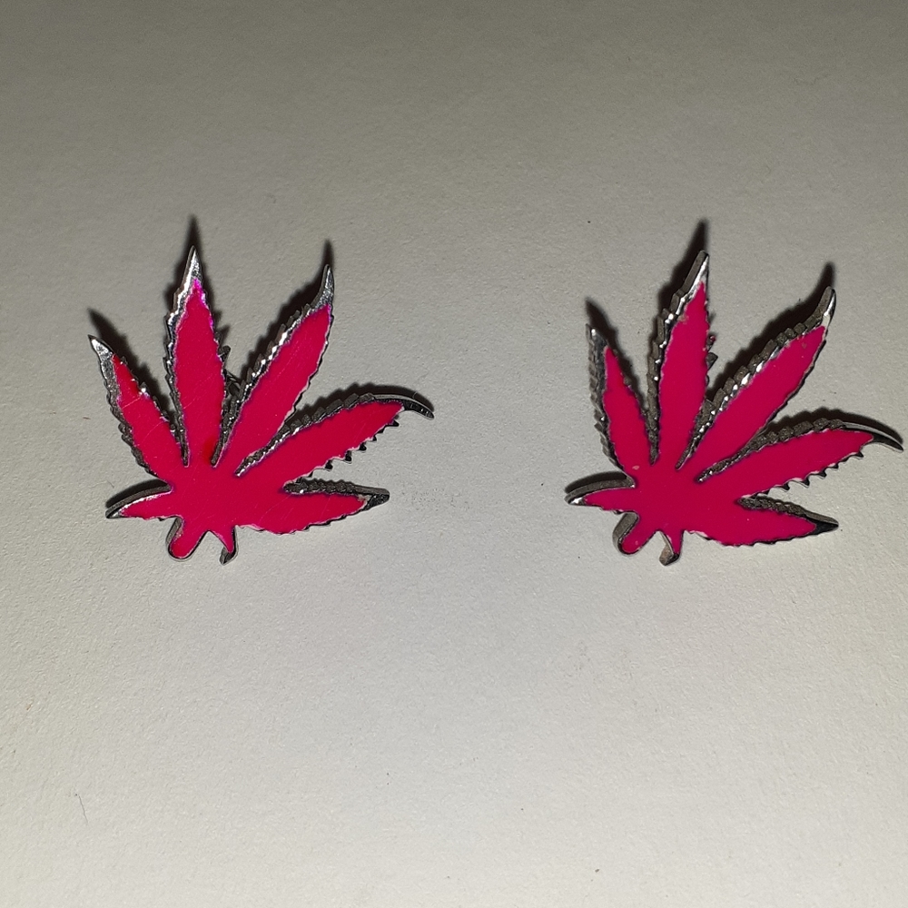 Lucien Pellat Finet Pink Pot leaf earrings